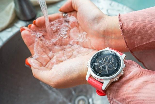 Garmin手表,不是戶外狂熱份子也能帶的fenix 5S多功能腕表