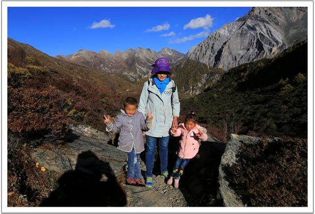 用腳步丈量四川稻城亞丁的美麗,仙乃日雪山轉山攻略