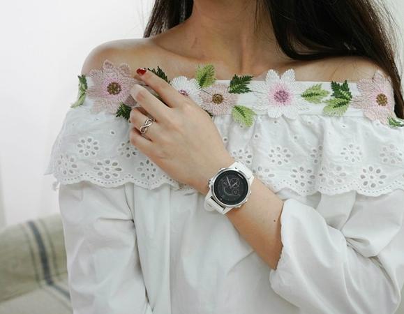 Garmin手表,不是戶外狂熱份子也能帶的fenix 5S多功能腕表