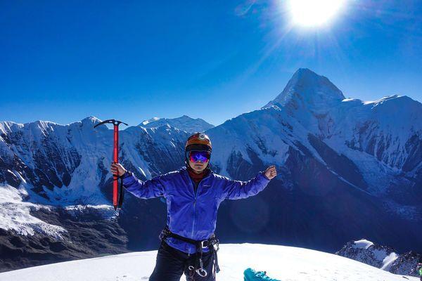 四川登山初體驗,登上海拔5588米貢嘎雪山那瑪峰