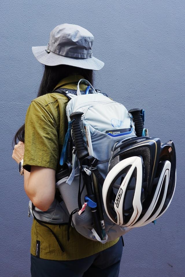 穿梭都市與戶外,英國戶外品牌Lowe Alpine多功能輕量背包實測