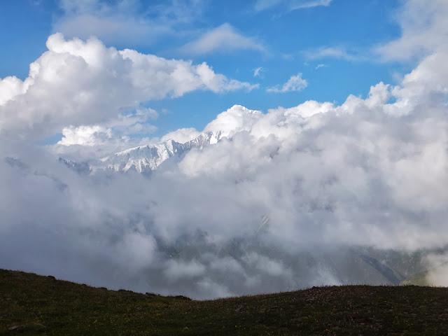 貢嘎穿越自助游攻略,貢嘎山下走一回