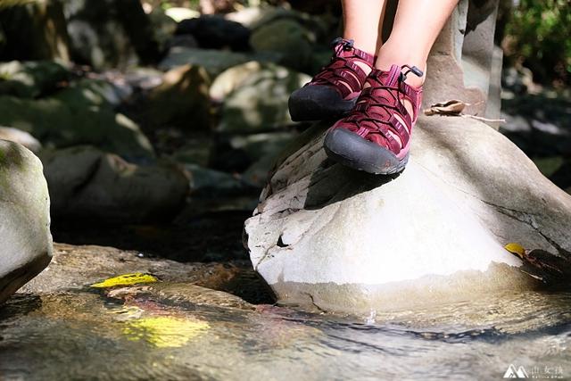 想去戶外玩水，穿一雙KEEN水陸兩用溯溪鞋必不可少