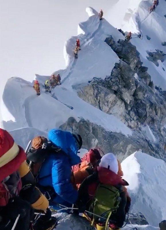 登珠峰遭遇“交通擁堵”,都怪這4個原因