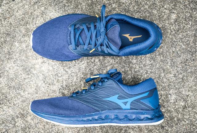 遇見腳下的Mizuno美津濃跑步鞋,陪你跑出人生方向