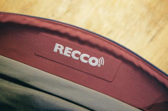 尼泊爾珠峰大本營EBC徒步日記,戶外裝備清單之沖鋒衣、棉服和保暖內(nèi)衣