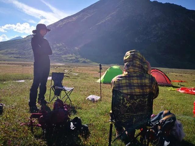 四川格聶轉(zhuǎn)山行C線游記攻略,20萬步的徒步體驗