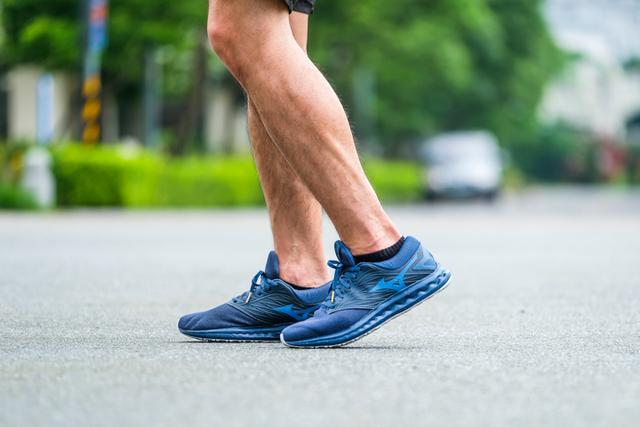 遇見腳下的Mizuno美津濃跑步鞋,陪你跑出人生方向