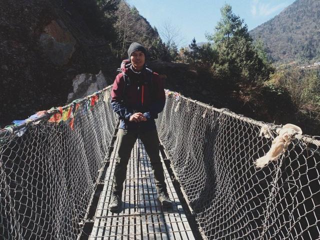 尼泊爾珠峰大本營(yíng)EBC徒步日記,戶外裝備之戶外褲、登山鞋和登山襪