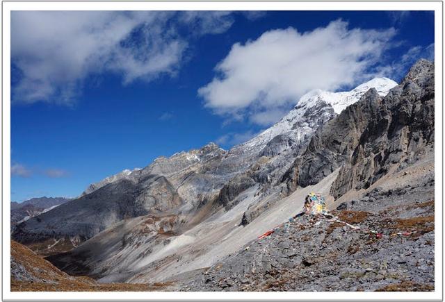 用腳步丈量四川稻城亞丁的美麗,仙乃日雪山轉山攻略