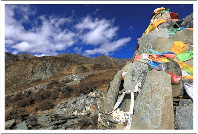 用腳步丈量四川稻城亞丁的美麗,仙乃日雪山轉山攻略