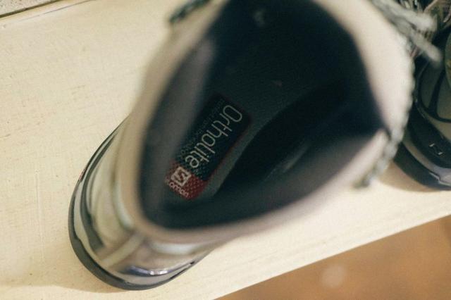 尼泊爾珠峰大本營(yíng)EBC徒步日記,戶外裝備之戶外褲、登山鞋和登山襪