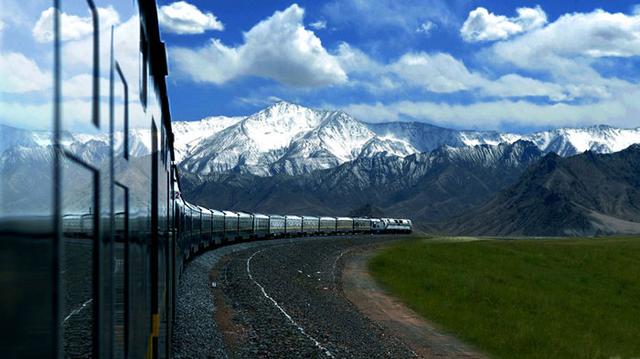 重慶到拉薩旅游指南,麻辣火鍋與世界屋脊