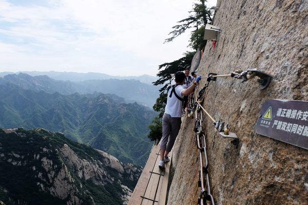 華山第一奇險長空棧道,來西安就是為了它