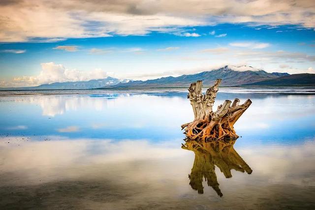 人人都要去一次的六大“天空之鏡”,中國的茶卡鹽湖