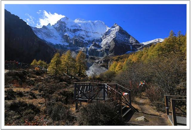 用腳步丈量四川稻城亞丁的美麗,仙乃日雪山轉山攻略