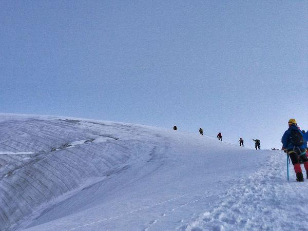 四川登山初體驗,登上海拔5588米貢嘎雪山那瑪峰