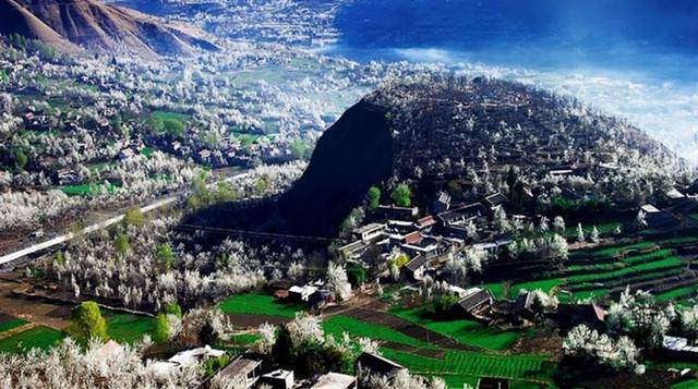 國內不得不去的小眾旅游“秘境”,這幾個地方等待著你親身游歷