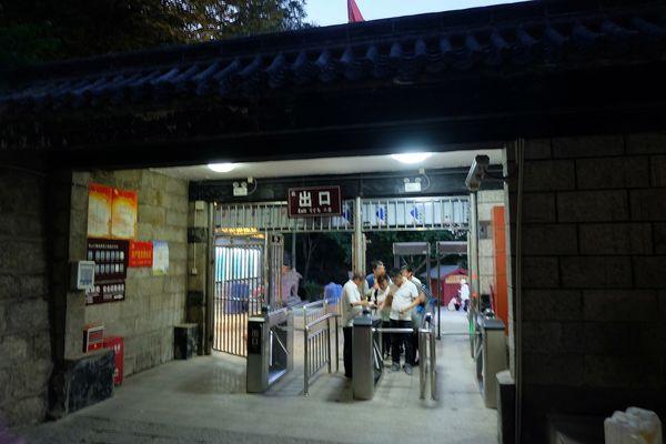 西安華山一日游,全程徒步西岳華山五峰全攻略