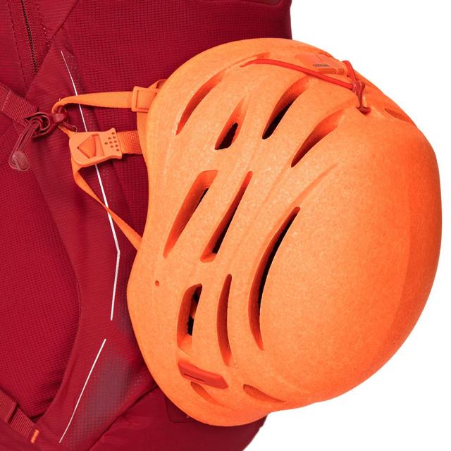 穿梭都市與戶外,英國戶外品牌Lowe Alpine多功能輕量背包實測