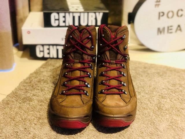 登山鞋推薦,LOWA中幫戶外鞋開箱實測心得