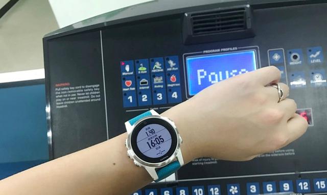 Garmin手表,不是戶外狂熱份子也能帶的fenix 5S多功能腕表