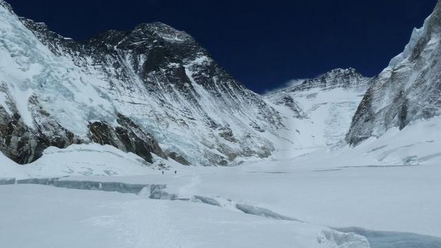 有錢就可以登上珠穆朗瑪峰?攀登珠峰是怎樣一種體驗?