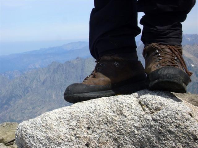 戶外百科,穿鞋子的常識小秘訣
