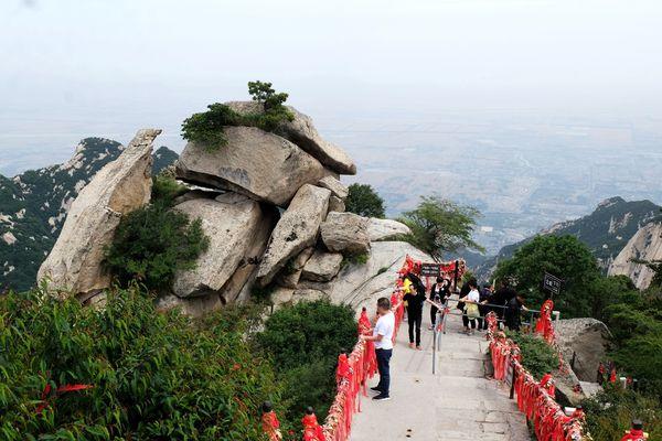 西安華山一日游,全程徒步西岳華山五峰全攻略
