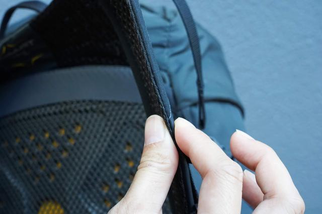 穿梭都市與戶外,英國戶外品牌Lowe Alpine多功能輕量背包實測