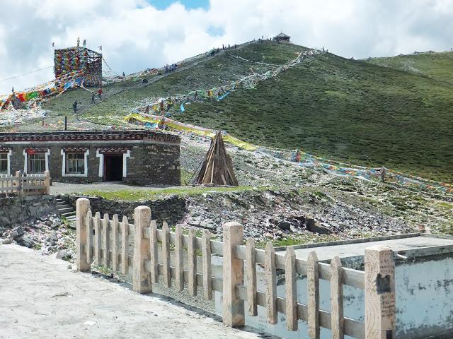 貢嘎穿越自助游攻略,貢嘎山下走一回