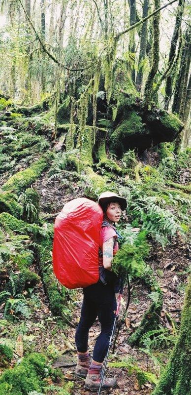 實測Odlo奧遞樂圓領防曬短袖,一件適合夏季運動穿著的T恤