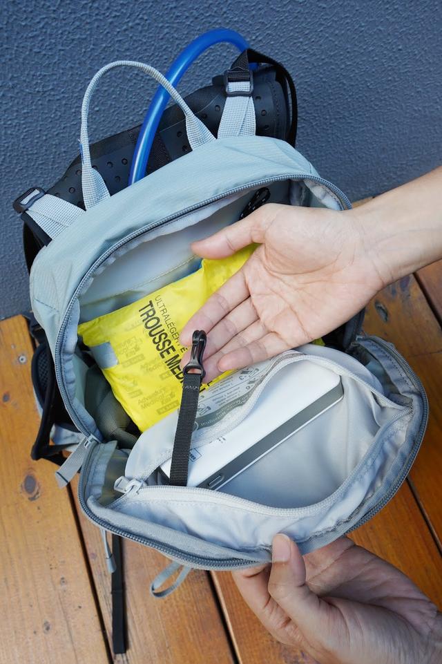 穿梭都市與戶外,英國戶外品牌Lowe Alpine多功能輕量背包實測