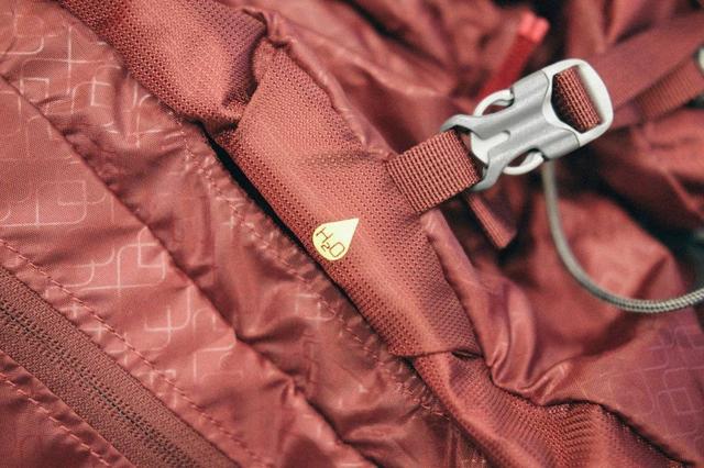 尼泊爾珠峰大本營EBC徒步日記,戶外裝備之戶外背包、帽子和水壺