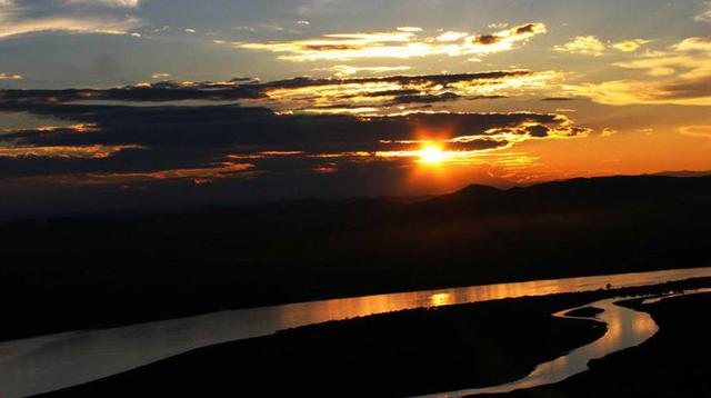 上海到拉薩旅游指南, 從東至西的文化大碰撞