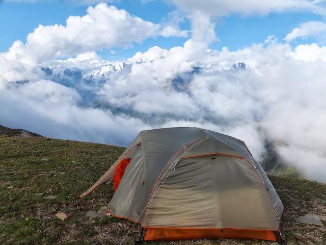 貢嘎穿越自助游攻略,貢嘎山下走一回