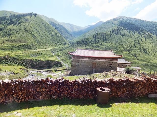 貢嘎穿越自助游攻略,貢嘎山下走一回