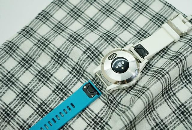 Garmin手表,不是戶外狂熱份子也能帶的fenix 5S多功能腕表