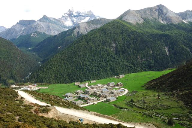 國內這十條熱門徒步路線推薦,你走過幾條?