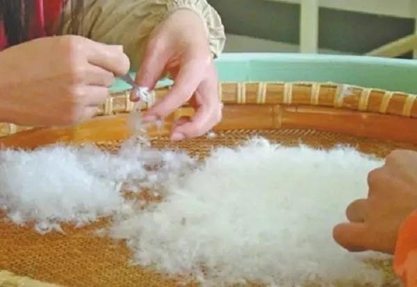 羽絨睡袋怎么選？詳盡睡袋選購指南,你值得一看!