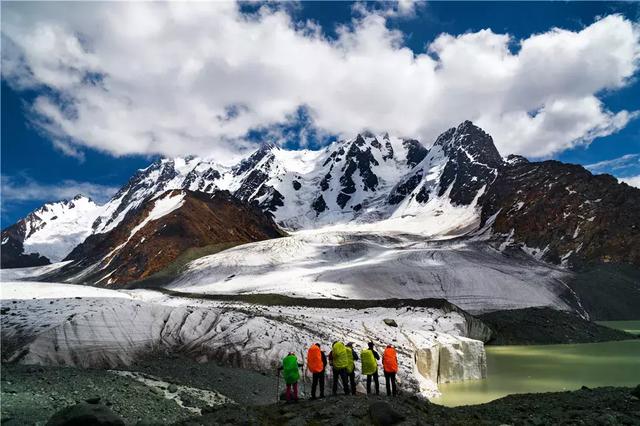 博格達大環線,要來新疆旅游這份頂級徒步路線攻略一定要看