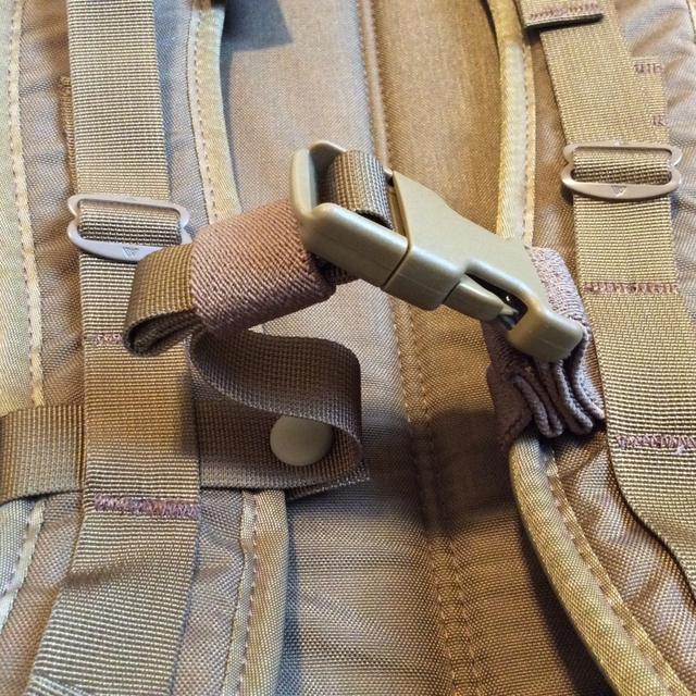 Gregory格里高利經(jīng)典戶外戰(zhàn)術(shù)背包開箱,城市通勤也可使用