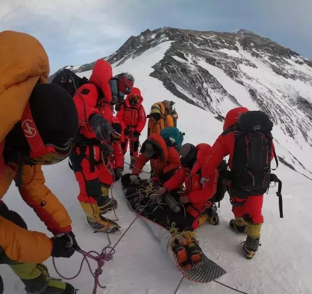 登個珠峰要花多少錢,有錢就可以登珠峰嗎？