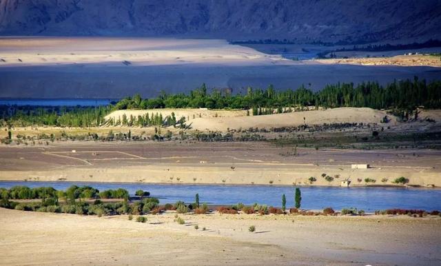 徒步愛好者的終極目標,巴基斯坦喬戈里峰K2大本營徒步全攻略