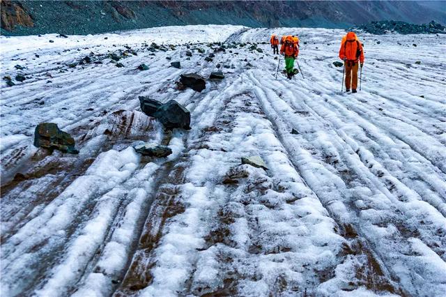 博格達大環線,要來新疆旅游這份頂級徒步路線攻略一定要看