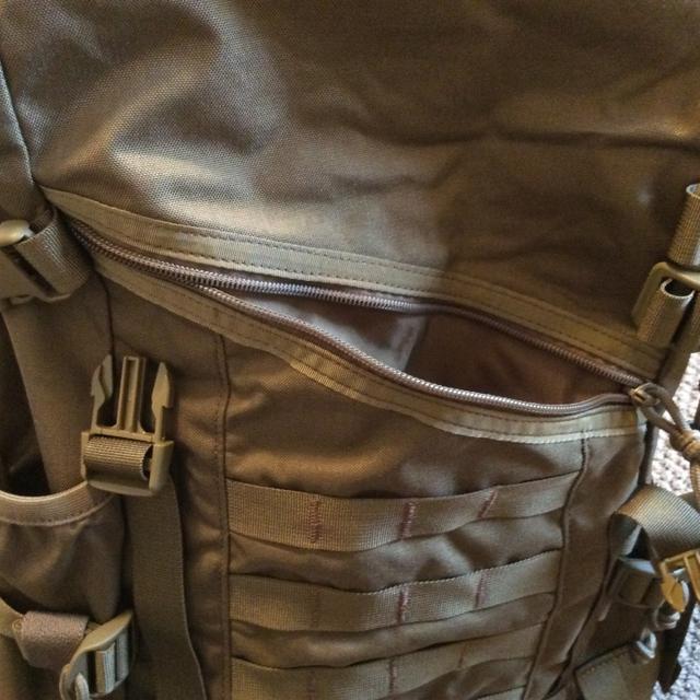 Gregory格里高利經(jīng)典戶外戰(zhàn)術(shù)背包開箱,城市通勤也可使用