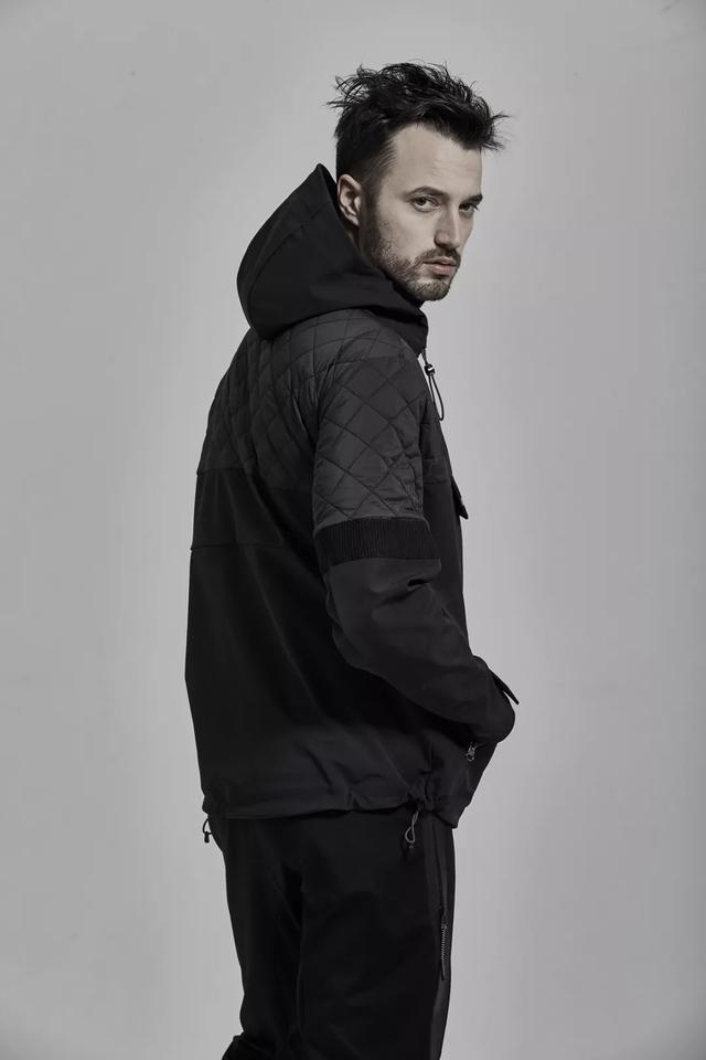 沒搶到KAWS聯名T恤?亞太戶外展這些潮流機能品牌不服