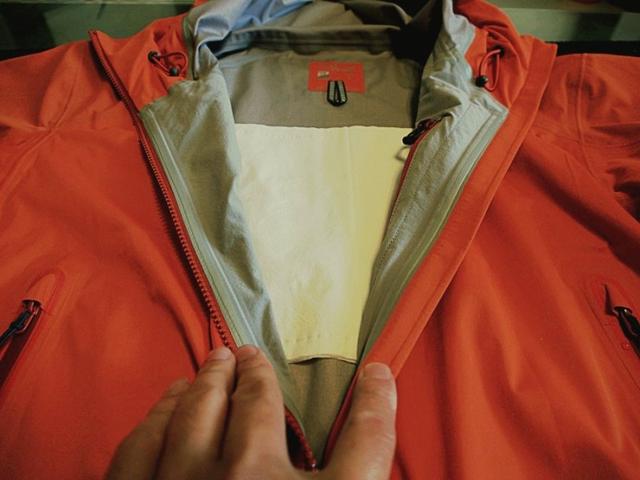 戶外品牌Rab軟殼外套裝備測評,帥氣且實用的軟殼