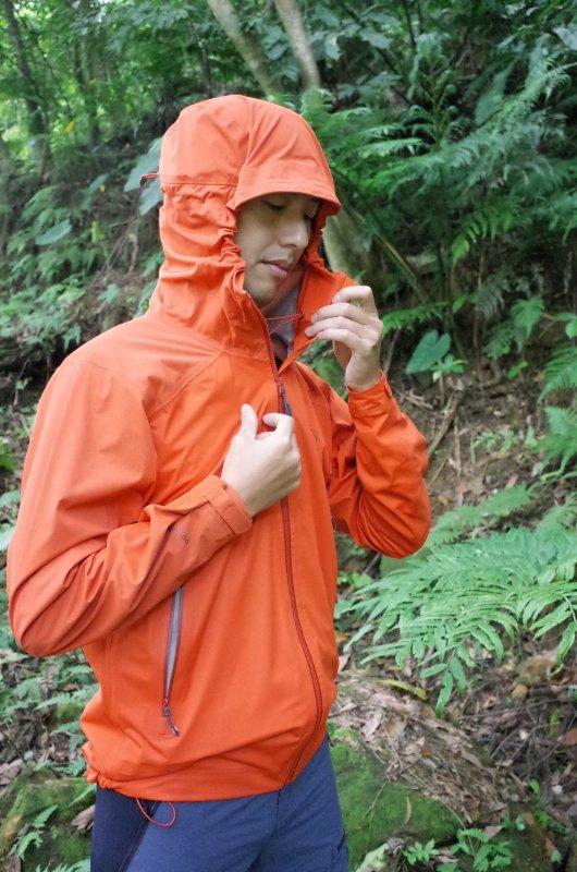 戶外品牌Rab軟殼外套裝備測評,帥氣且實用的軟殼