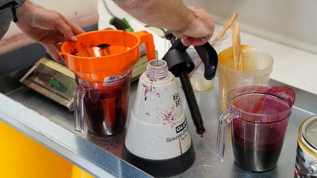 戶外刀具是如何制作的？參觀瑞典品牌Mora工廠